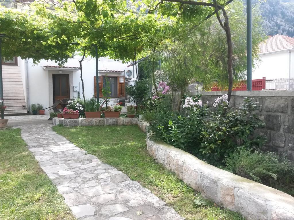 Apartments Grgurevic Kotor Exterior foto